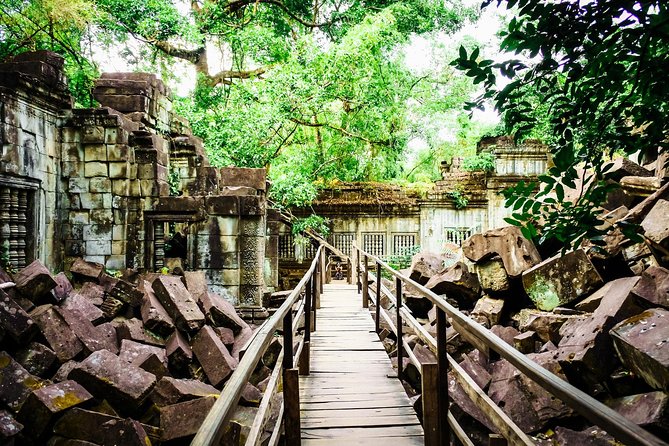 Preah Vihear, Koh Ker & Beng Mealea Tour - Lunch before Koh Ker