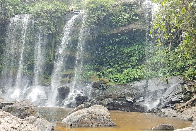 Private 1Day Tour: Kulen mountain, Beng Mealea, - Beng Mealea: a temple of stone, roots, and collapse