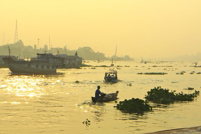 Private 3-Day Mekong Delta River Tour from Phnom Penh to Ho Chi Minh City - Day one: leaving Phnom Penh by boat