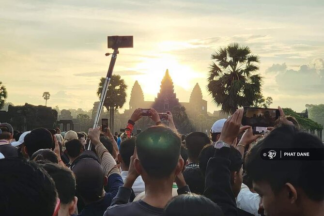 Private Angkor Sunrise Guided Tour - What private transport changes
