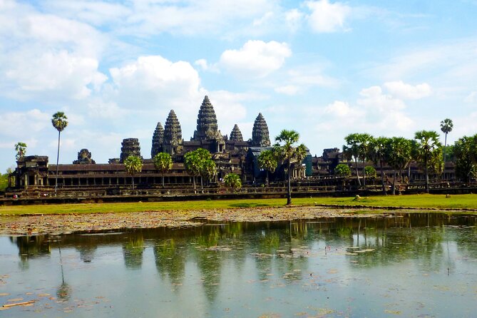 Private Angkor Wat Day Tour - Best of Angkor - A full day built around Angkor Wat