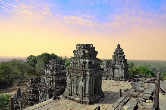 Private Angkor Wat Guided Sunset Tour - Key points to know before booking