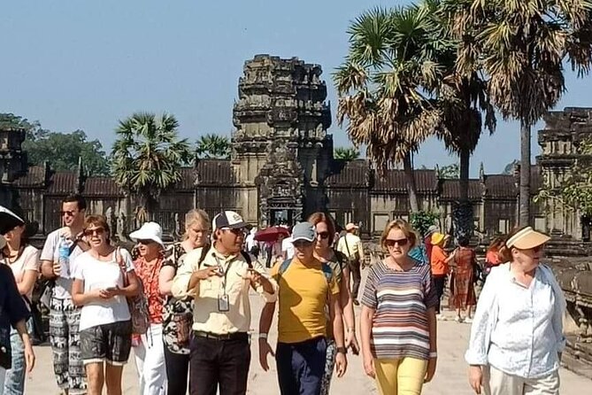 Private Banteay Srei and 4 Temples Guided Tour - Is $75 good value?