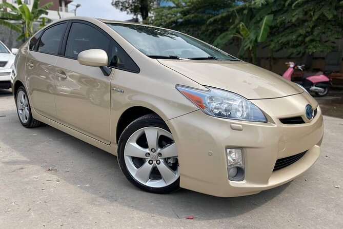 Private Car services from Siem Reap to Phnom Penh - The driver matters on a long Cambodian road trip