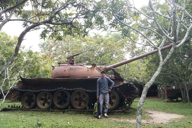 Private City Tour in Siem Reap - Wat Thmey: Buddhist life and a painful memorial