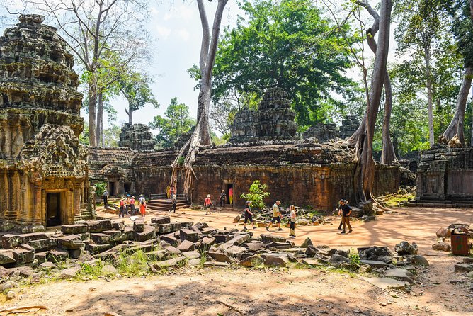 Private Full-Day Angkor Temple and Sunset Viewing with Lunch - What the $67.69 price really gets you