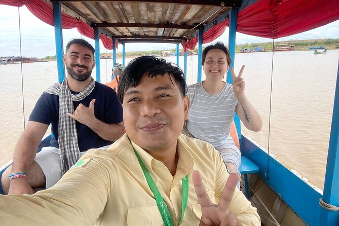 Private Kompong Phluk Floating Village Guided Tour - Respect matters in a working village