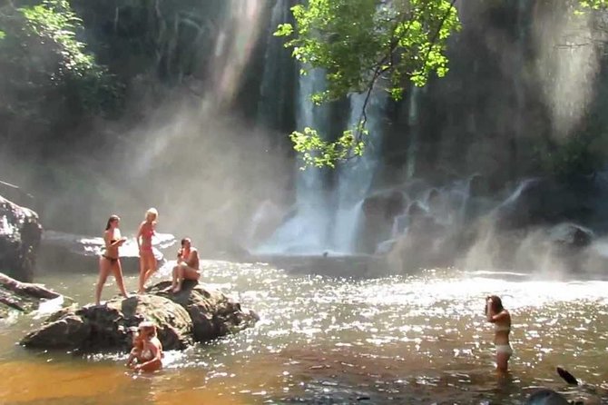 Private Kulen Mountain and Beng Mealea Temple Tour - The 8:00am pickup and the road to Phnom Kulen