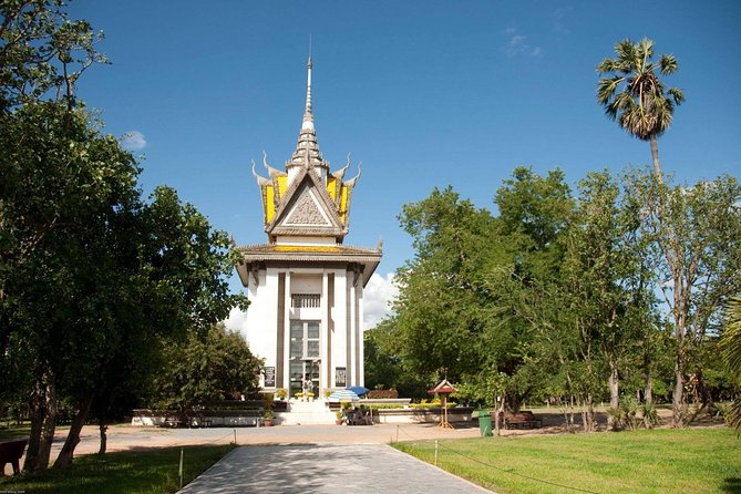 Private One Day Trip in Phnom Penh Capital City - Choeung Ek and the road out of the city