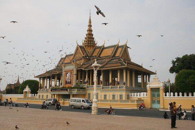 Private One Day Trip in Phnom Penh Capital City - The guide can shape the whole day