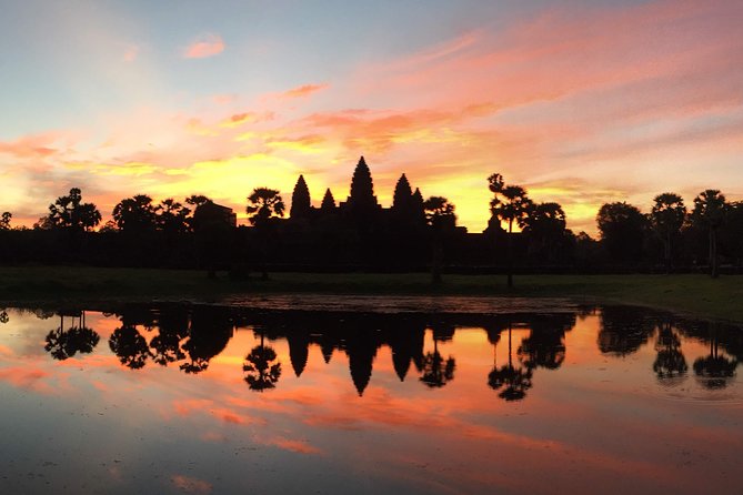 Private: Sunrise Angkor Wat Full Day Guided Visit - The guide is the heart of the experience