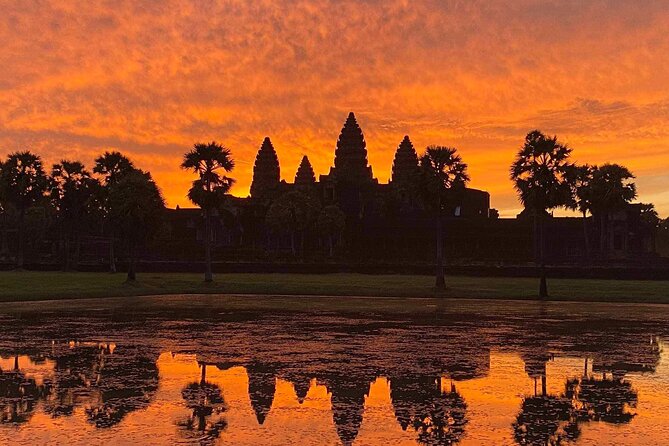 Private sunrise 'small tour' of Angkor Wat with car or van & Guide - Angkor Thom and the South Gate procession