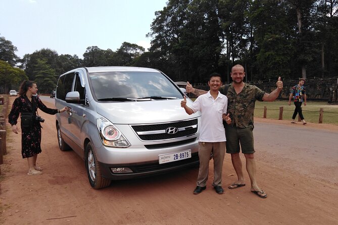 Private Taxi Phnom Penh to Siem Reap - English Spreaking Driver - Oudong adds royal history to the route