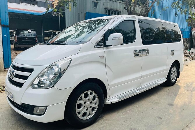 Private Taxi Transfer From Phnom Penh to Siem Reap with English Speaking Driver - Skun’s spider market and other optional stops