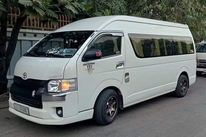 Private Taxi Transfer From Phnom Penh to Siem Reap with English Speaking Driver - What the drivers add to the journey