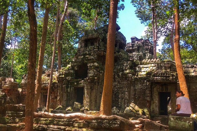 Private Tour: (Avoid Crowds & Heat) 2-Day Angkor Temples - Pre Rup: laterite, brick, and a high platform