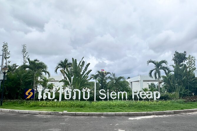 Private Transfer From Siem Reap Airport to Hotel - Meeting your driver after arrival