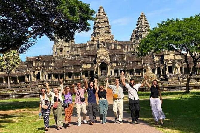Private Two Days Siem Reap Temples Discovery Guided Tour - Ta Nei, Srah Srang, and lunch