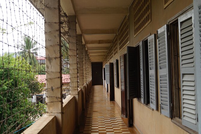 Remnants of a Khmer Rouge Era - Timing, pickup, and practical planning