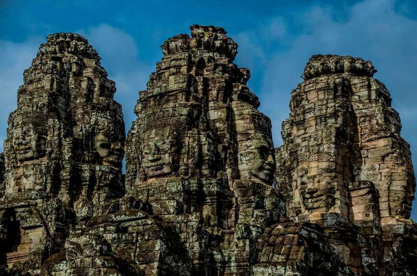 Seat-In-Coach: Small Circuit tour with Sunrise at Angkor Wat - Guide quality and the value of explanation