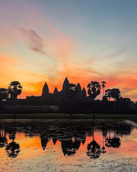 Siem Reap: 2-Day Private Angkor Wat & Angkor Temples Tour - East Mebon, Pre Rup, and the road to Banteay Srei
