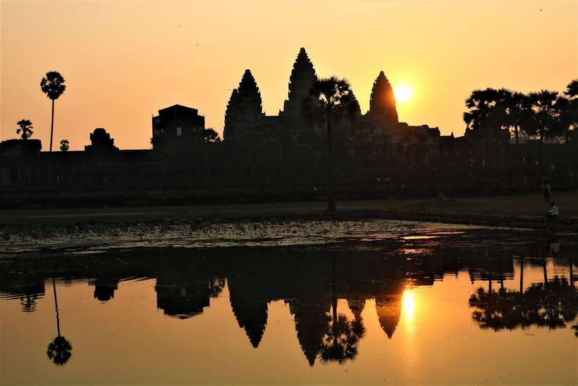 Siem Reap: 2-Day Temple Highlights Sunrise and Sunset Option - Key points at a glance