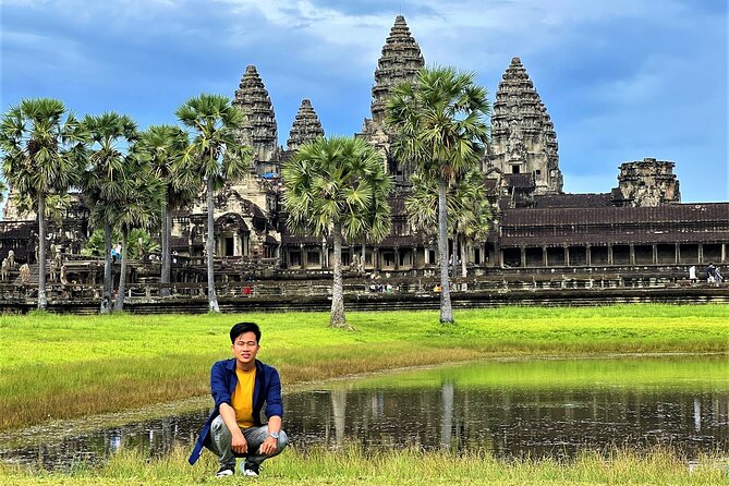 Siem Reap 2 Days Private Tour Angkor Wat and Floating Village - Wat Preah Prom Rath and local craftwork