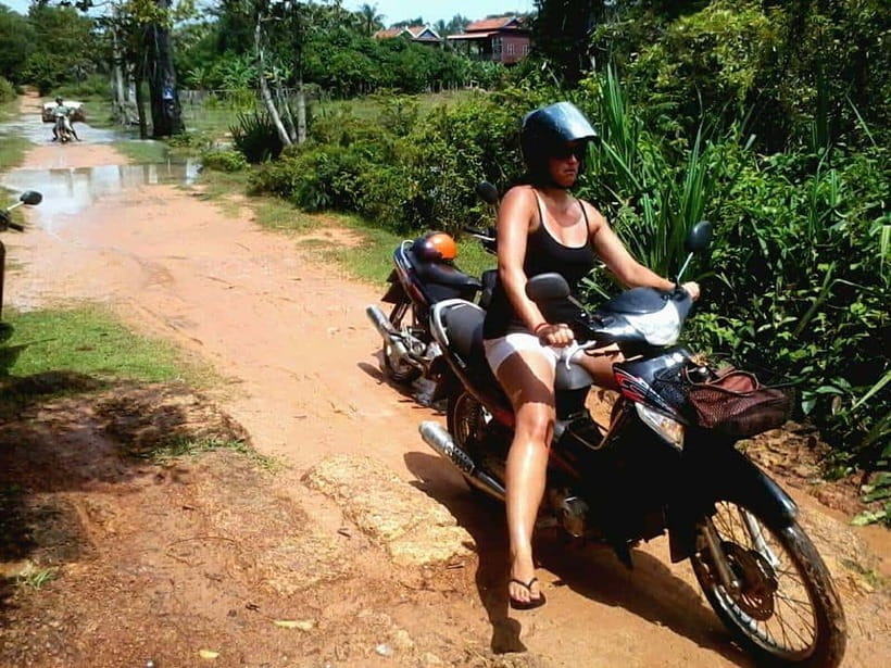 Siem Reap: 3-Hour Ancient Trails Motorbike Tour - Following Cambodia’s Ancient Country Roads