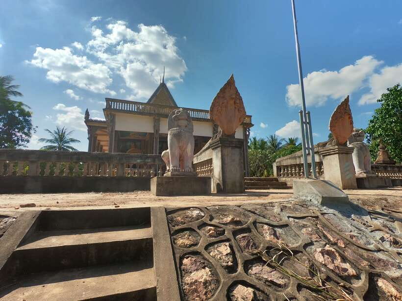 Siem Reap: 6-Hour Easy Rider Motorbike Tour - Crossing an Angkor bridge more than 1,000 years old