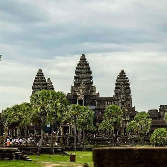 Siem Reap: Angkor 1-Day Private Tour with Sunset or Sunrise - Key points to know before booking