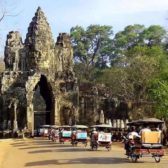 Siem Reap: Angkor 1-Day Private Tour with Sunset or Sunrise - Bayon, Baphuon, and the heart of the old city