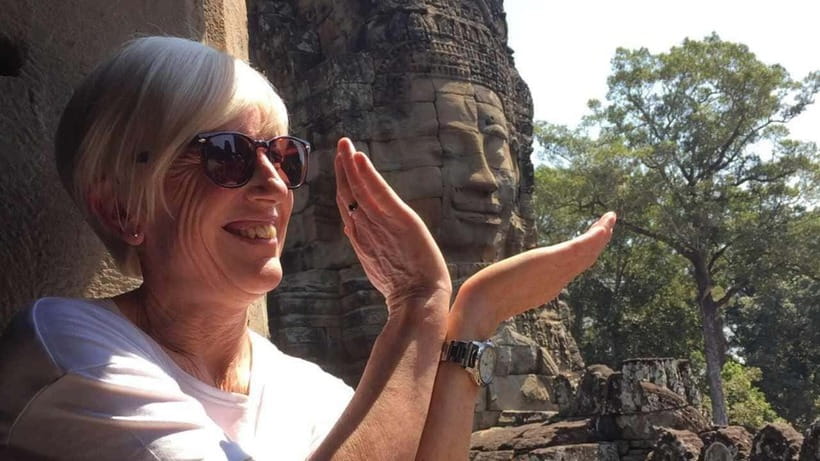 Siem Reap: Angkor Sunrise 1- or 2-Day Guided Temples Tour - What the $19 price really covers