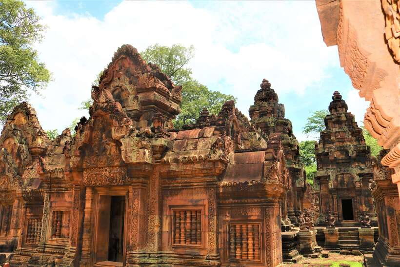 Siem Reap: Angkor Sunrise 1- or 2-Day Guided Temples Tour - Sunset and the long first day