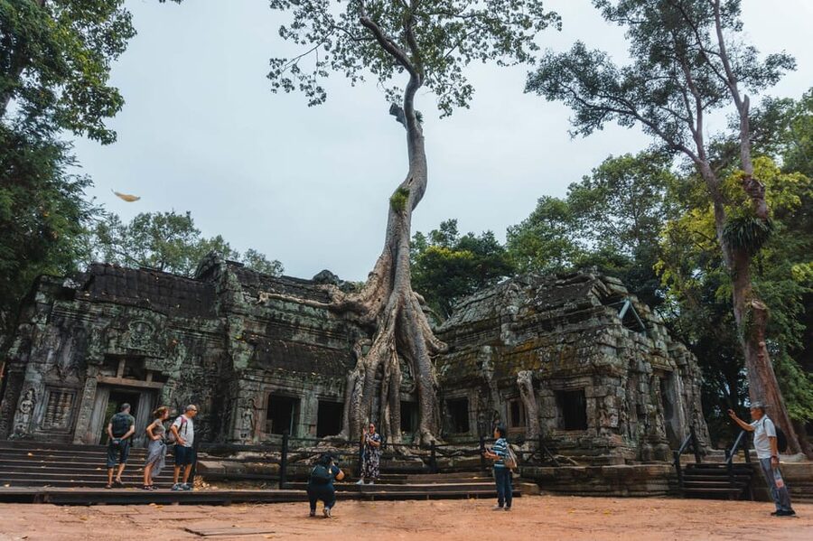 Siem Reap: Angkor Wat Small-Group Full Day Tour and Sunset - Who should book this Angkor tour