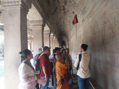 Angkor Wat: Small-Group Sunrise or Sunset Tour