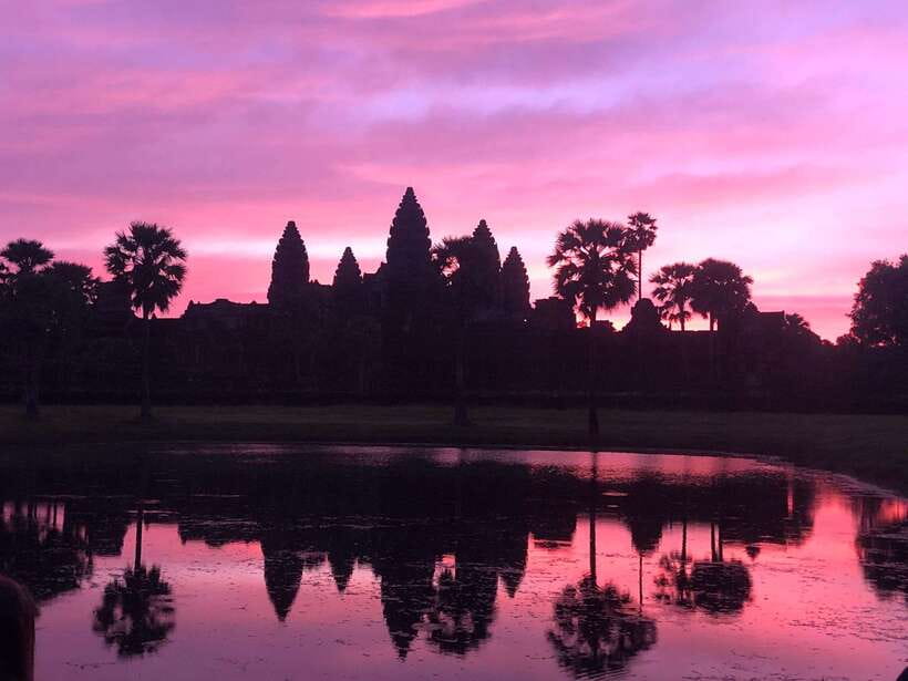 Siem Reap: Angkor Wat: Small-Group Sunrise Tour - Key points to know before booking