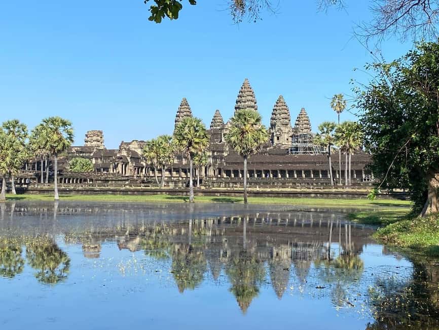 Siem Reap: Angkor Wat Small Group Tour with Spanish Guide - Key points to know before booking