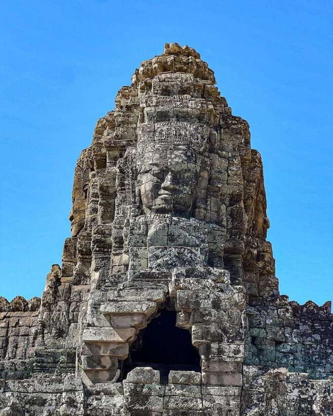 Siem Reap: Angkor Wat Small Group Tour with Spanish Guide - Sunrise: beautiful timing, early alarm