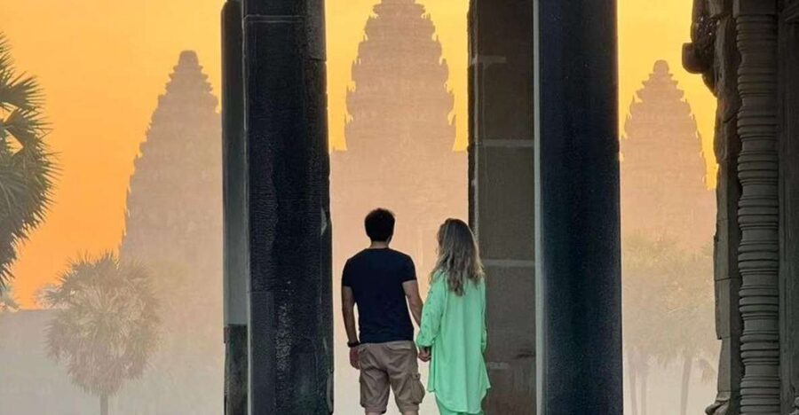 Siem Reap: Angkor Wat Sunrise Tour with Spanish Guide - Banteay Srei, the detailed finish