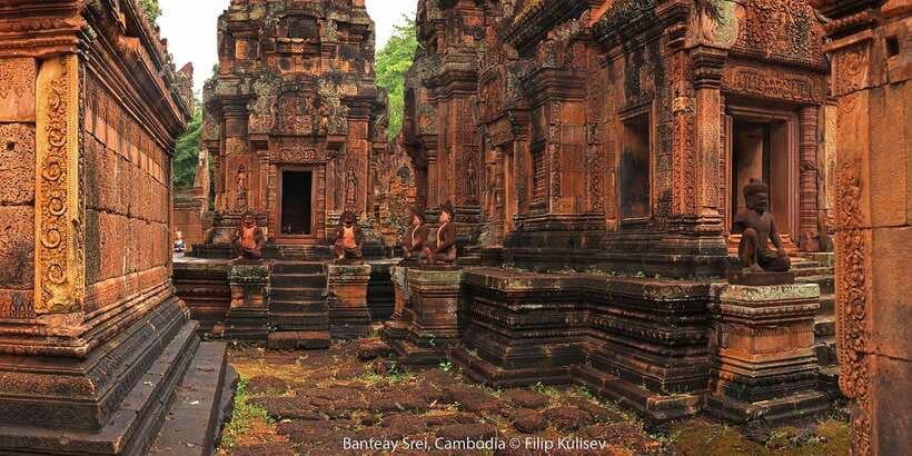 Siem Reap: Angkor Wat Temples & Phnom Kulen Park 3-Day Tour - Day two: Angkor Thom’s royal center