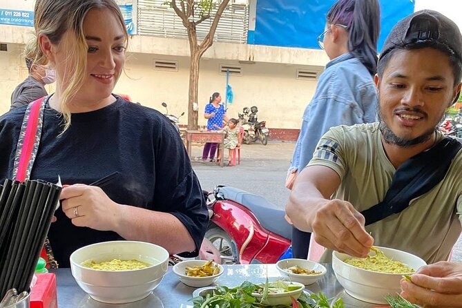 Siem Reap Authentic Breakfast and Market Tour - The guide’s role in making unfamiliar food easier