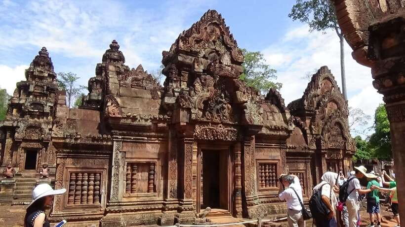 Siem Reap: Banteay Srei and Grand Circuit Heritage Tour - Preah Khan: roots, corridors, and a quieter kind of drama
