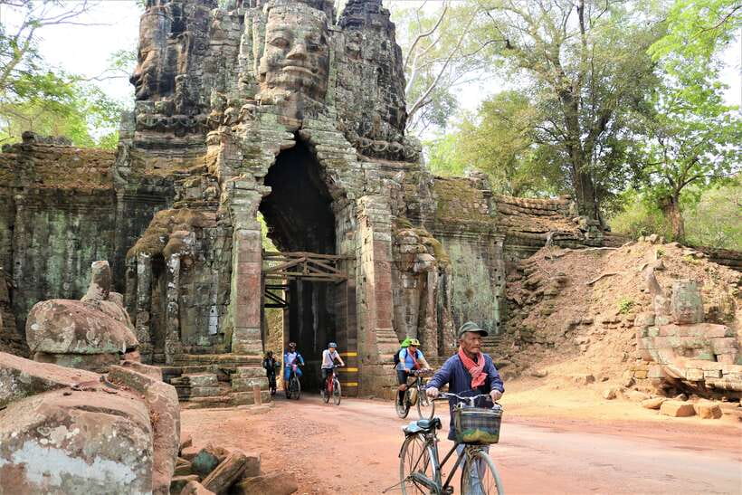 Siem Reap: Bike Rental - Choosing a route through Angkor Wat