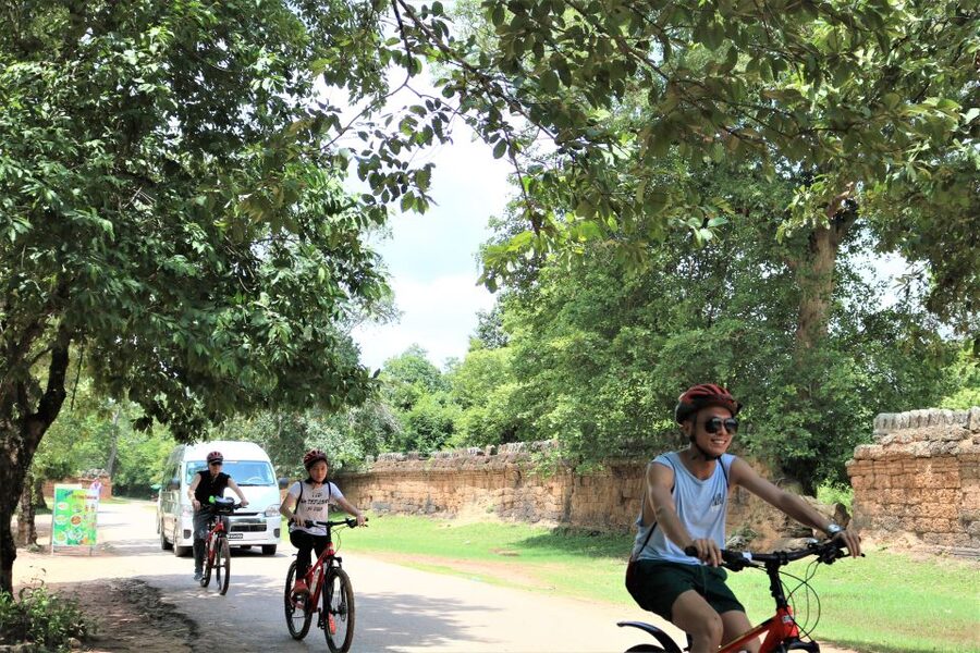 Siem Reap: Bike Rental - Angkor Thom by bicycle