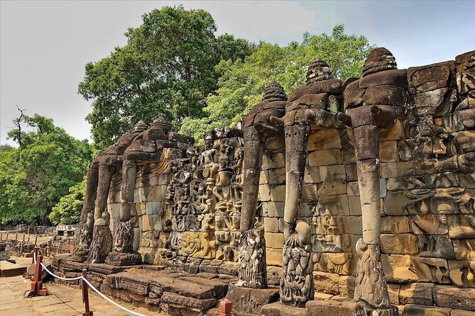 Siem Reap: Bike the Angkor Temples - Full-Day 30km Tour - Angkor Thom and Bayon: faces, gates, and good stories