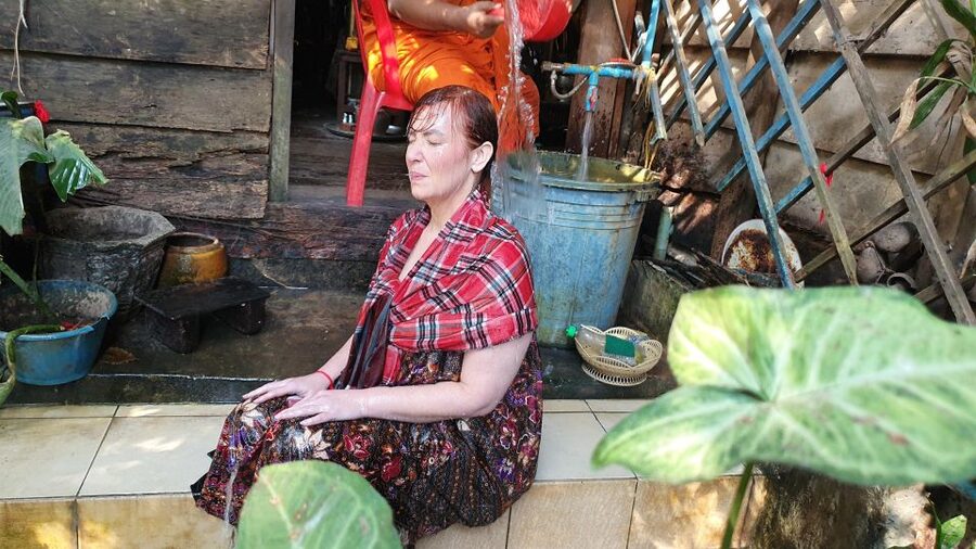 Siem Reap Cambodian Buddhist Water Blessing and Local Market - A short visit to a local market