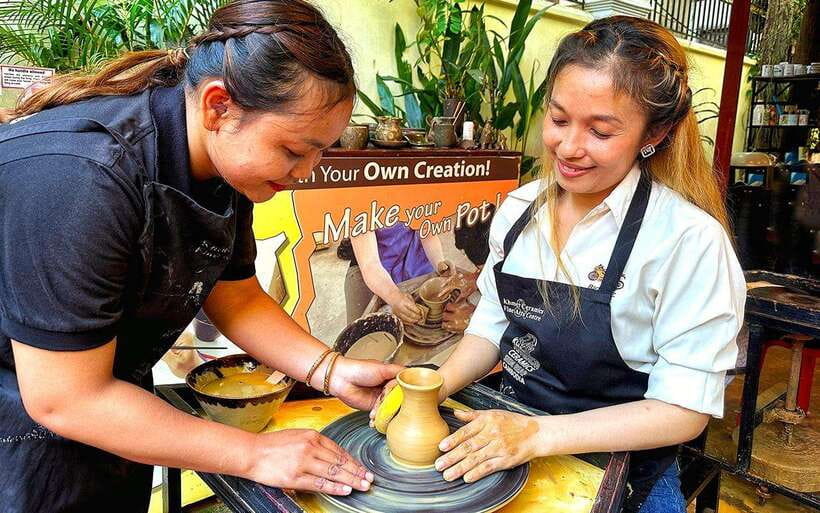 Siem Reap: Cambodian Pottery Class - The Demonstration: Watch the Clay Before You Touch It