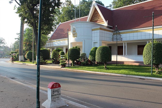 Siem Reap City Tour - The Royal Residence and Siem Reap’s royal connection
