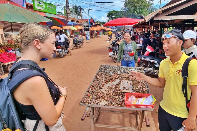Siem Reap Countryside Jeep Tour - A local market stop in Bakong