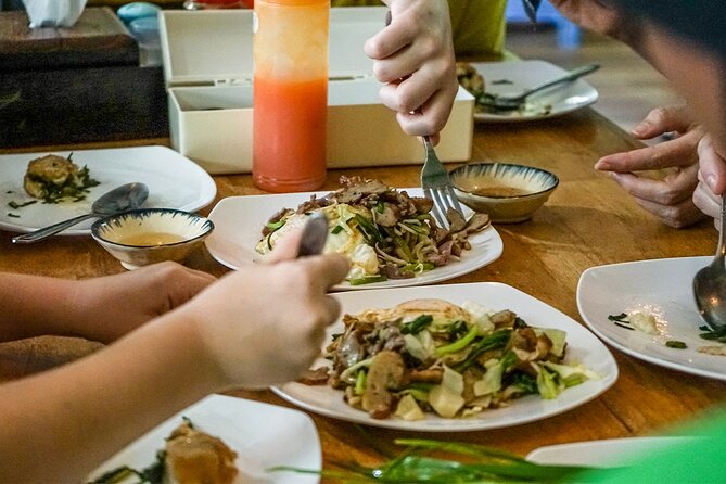 Siem Reap Evening Food Tour - Inclusive 5 stops Local Tastings - 7pm local dishes, herbs, and BBQ snails
